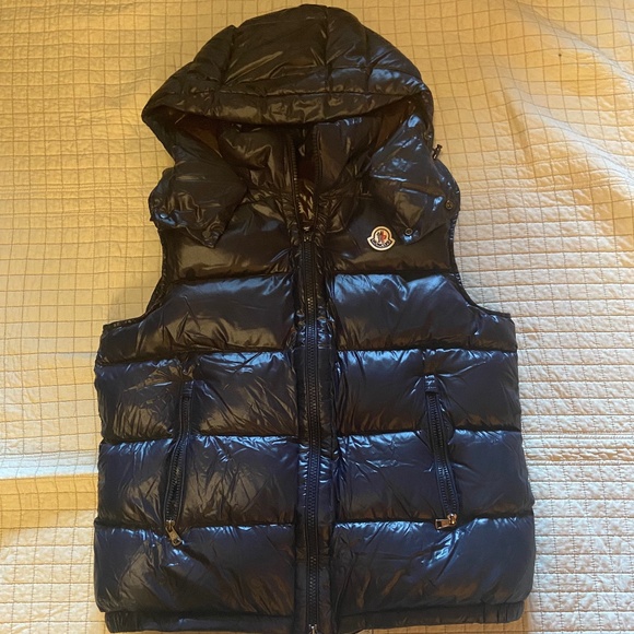 Moncler Other - Moncler Bormes Vest Navy Size 2(Medium)